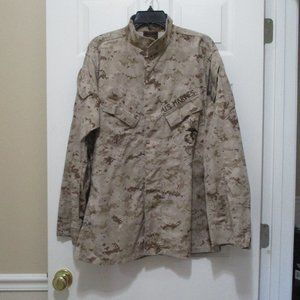 Hunting  Fishing Outdoor Camouflage Jacket sz M Insect Repellant